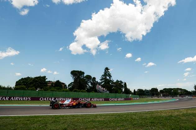F1 - EMILIA ROMAGNA GRAND PRIX 2025 44 HAMILTON Lewis (gbr), Scuderia Ferrari SF-25, action during the Formula 1 AWS Gran Premio del Made in Italy e Dell™Emilia-Romagna 2025, Emilia Romagna Grand Prix 2025, 7th round of the 2025 FIA Formula One World Championship, WM, Weltmeisterschaft from May 16 to 18, 2025 on the Autodromo Internazionale Enzo e Dino Ferrari, in Imola, Italy - ImolaItaly  Copyright: xJavierxJimenezx