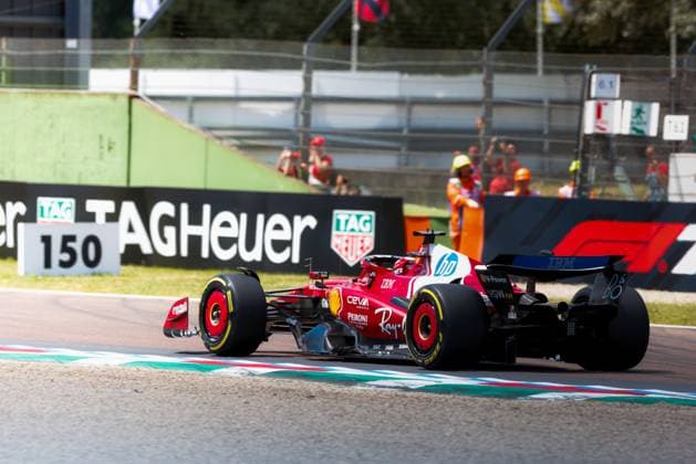 Formula 1 AWS Gran Premio del Made in Italy e dell Emilia-Romagna Alexis Perrin OVERTAKE MAXPPP - Imola 17 05 2025 16 LECLERC Charles (mon), Scuderia Ferrari, action during the Formula 1 AWS Gran Premio del Made in Italy e dell Emilia-Romagna Grand Prix 2025, the 7th round of the 2025 FIA Formula 1 World Championship, WM, Weltmeisterschaft on the Autodromo Internazionale Enzo e Dino Ferrari from May 15 to 18, 2025, in Imola, Italy Imola Italy  Copyright: xOVERTAKE MAXPPPxAlexisxPerrinx OVT202505172441 OVT202505172441