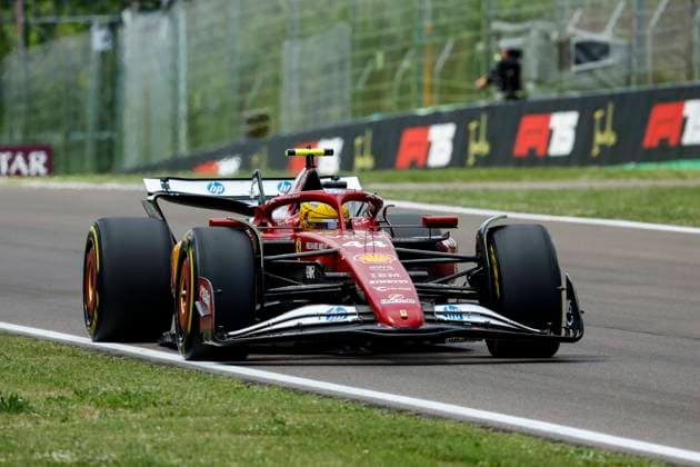 F1 - EMILIA ROMAGNA GRAND PRIX 2025 44 HAMILTON Lewis (gbr), Scuderia Ferrari SF-25, action during the Formula 1 AWS Gran Premio del Made in Italy e Dell™Emilia-Romagna 2025, Emilia Romagna Grand Prix 2025, 7th round of the 2025 FIA Formula One World Championship, WM, Weltmeisterschaft from May 16 to 18, 2025 on the Autodromo Internazionale Enzo e Dino Ferrari, in Imola, Italy - ImolaItaly  Copyright: xJavierxJimenezx