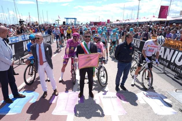 The major of Giulianova start Jwan Costantini during the stage 8 of the Giro d™Italia from Giulianova to Castelraimondo, Italy - Saturday, May 17, 2025. - cycling.  Copyright: xGianmattiaxD Alberto LaPressex