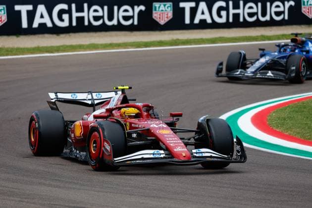 F1 - EMILIA ROMAGNA GRAND PRIX 2025 44 HAMILTON Lewis (gbr), Scuderia Ferrari SF-25, action during the Formula 1 AWS Gran Premio del Made in Italy e Dell™Emilia-Romagna 2025, Emilia Romagna Grand Prix 2025, 7th round of the 2025 FIA Formula One World Championship, WM, Weltmeisterschaft from May 16 to 18, 2025 on the Autodromo Internazionale Enzo e Dino Ferrari, in Imola, Italy - ImolaItaly  Copyright: xJavierxJimenezx