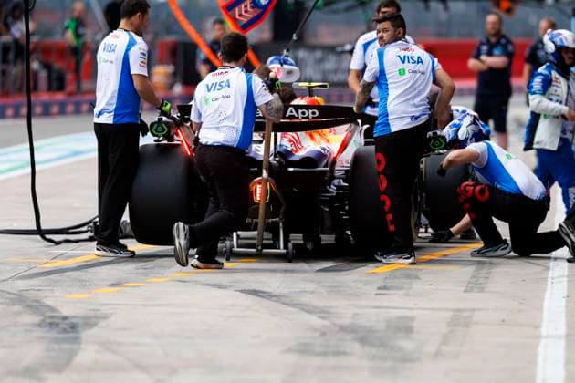 17th May 2025; Autodromo Enzo e Dino Ferrari, Imola, Italy; FIA Formula 1 Emilia Romagna Grand Prix 2025; Qualifying Day; Number 30 Visa Cash App RB driver Liam Lawson during practice 3 at the Emilia Romagna Formula 1  ActionPlus12788884 StephenxBlackberry