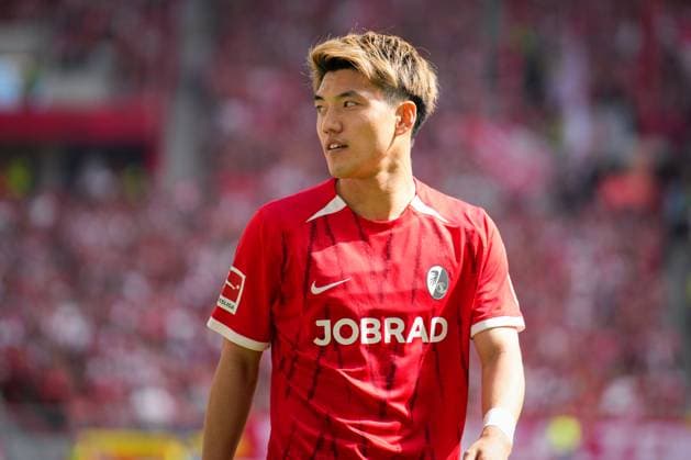 Germany, Soccer, 1 Bundesliga, Season 2024 2025, Matchday 34 SC Freiburg vs Eintracht Frankfurt Europa Park Stadion Freiburg Ritsu Doan SC Freiburg, 42 Freiburg Europa Park Stadion Baden Württemberg Germany Copyright: xFINLEYxMÖRCHx