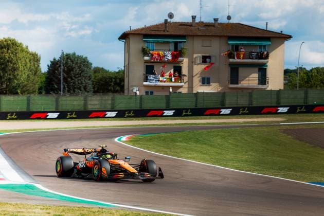 Formula 1 AWS Gran Premio del Made in Italy e dell Emilia-Romagna Alexis Perrin OVERTAKE MAXPPP - Imola 17 05 2025 04 NORRIS Lando (gbr), McLaren F1 Team, action during the Formula 1 AWS Gran Premio del Made in Italy e dell Emilia-Romagna Grand Prix 2025, the 7th round of the 2025 FIA Formula 1 World Championship, WM, Weltmeisterschaft on the Autodromo Internazionale Enzo e Dino Ferrari from May 15 to 18, 2025, in Imola, Italy Imola Italy  Copyright: xOVERTAKE MAXPPPxAlexisxPerrinx OVT202505173344 OVT202505173344