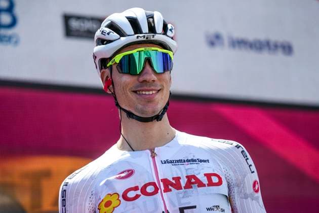 May 17, 2025, Giulianova, Abruzzo, Italy: Juan Ayuso of Spain and Team UAE Team Emirates - XRG prior to the 108th Giro d Italia 2025, Stage 8 a 197km stage from Giulianova to Castelraimondo UCIWT on May 17, 2025 in Giulianova, Italy Giulianova Italy - ZUMAz109 20250517_zsp_z109_046 Copyright: xMarcoxZacx