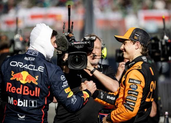 IMOLA - Max Verstappen (Red Bull Racing) and Oscar Piastri (McLaren) after qualifying at the Autodromo Internazionale Enzo e Dino Ferrari ahead of the Emilia-Romagna Grand Prix. ANP SEM VAN DER WAL xVIxANPxSportx xxANPxIVx 527786842 originalFilename: 527786842.jpg