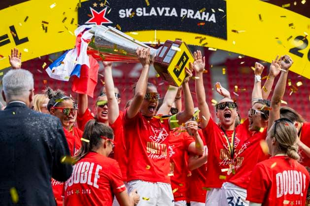 Football, Women, Slavia Prague celebrates winning the championship in the Czech Republic