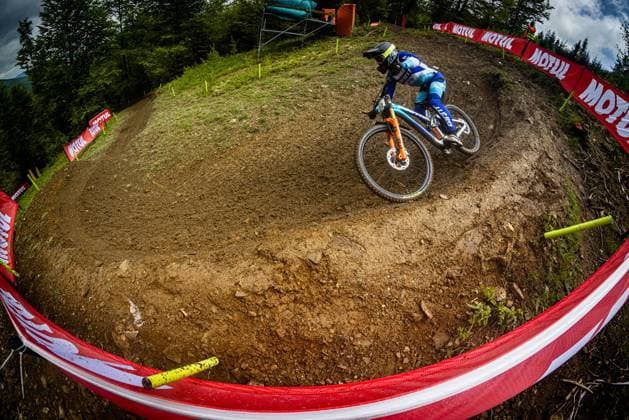 Whoop UCI MTB World Series DHI Worldcup Bielsko BiaÅa THIRION RÃ mi GIANT FACTORY OFF ROAD TEAM DHat Whoop UCI MTB World Series DHI Worldcup Bielsko BiaÅa, 17 05 2025,in Szczyrk,POL Photo Sebastian Sternemann