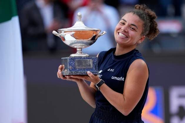 Jasmine Paolini of Italy lifts the trophy as she celebrates after winning the final of the Internazionali BNL d Italia 2025 tennis tournament against Coco Gauff of United States of America at Foro Italico in Rome, Italy on May 17, 2025. Jasmine Paolini won 6-4, 6-2. AntoniettaxBaldassarre