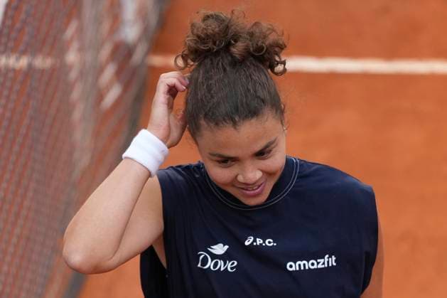 Jasmine Paolini of Italy celebrates after winning the final of the Internazionali BNL d Italia 2025 tennis tournament against Coco Gauff of United States of America at Foro Italico in Rome, Italy on May 17, 2025. Jasmine Paolini won 6-4, 6-2. AntoniettaxBaldassarre