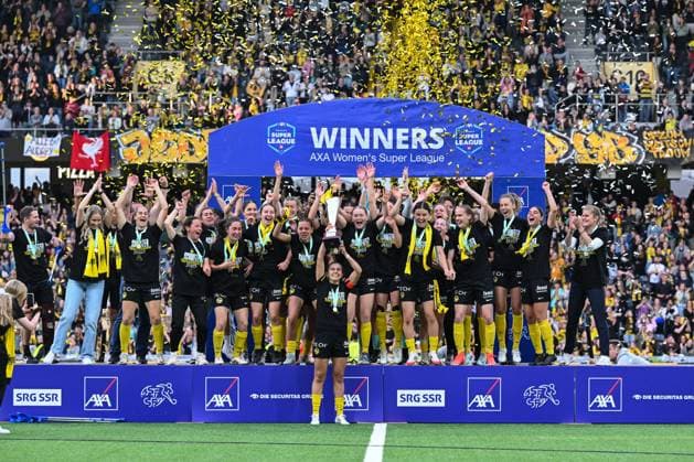 17 05 2025, Bern, Stadion Wankdorf, Women s Super League Final 2 BSC YB Frauen GC Frauenfussball, BSC YB Frauen Swiss champions Bern Stadion Wankdorf Bern Switzerland Copyright: xJustPictures.ch KjetilxWaberx jp-en-KjWa-SF_250517_164041