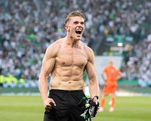 Viktor Gyökeres scores Sporting™s second goal during the Liga Portugal match between Sporting and Vitoria de Guimaraes at Estadio JosÃ Alvalade, in Lisbon, Portugal. (Diogo Sautchuk) Copyright: xDiogoxSautchukx