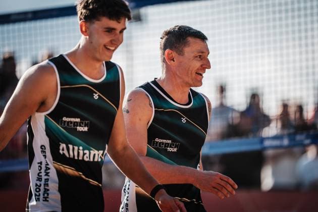 Beach volleyball men Allianz German Beach Tour 2025 Tourstop Düsseldorf 17 05 2025 f l Kristians Fokerots and Martins Plavins Düsseldorf Robert Lehr Ufer Nordrhein Westfalen Germany