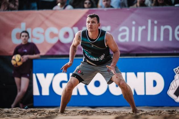 Beach volleyball men Allianz German Beach Tour 2025 Tourstop Düsseldorf 17 05 2025 Martins Plavins Düsseldorf Robert Lehr Ufer Nordrhein Westfalen Germany