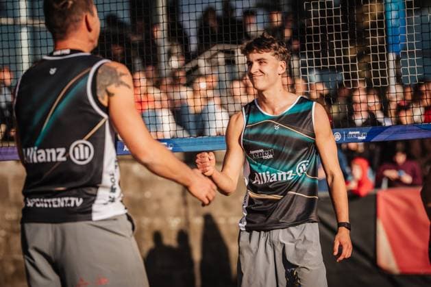 Beach volleyball men Allianz German Beach Tour 2025 Tourstop Düsseldorf 17 05 2025 f l Martins Plavins and Kristians Fokerots Düsseldorf Robert Lehr Ufer Nordrhein Westfalen Germany