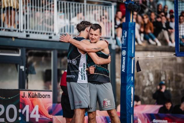 Beach volleyball men Allianz German Beach Tour 2025 Tourstop Düsseldorf 17 05 2025 f l Martins Plavins and Kristians Fokerots Düsseldorf Robert Lehr Ufer Nordrhein Westfalen Germany