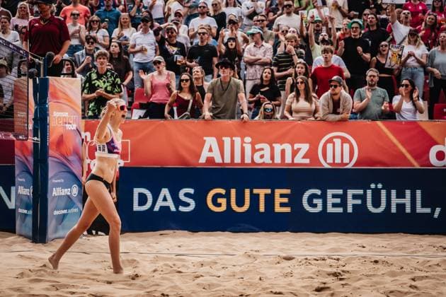 Beach volleyball women Allianz German Beach Tour 2025 Tourstop Düsseldorf 17 05 2025 Nele Barber cheers Düsseldorf Robert Lehr Ufer Nordrhein Westfalen Germany