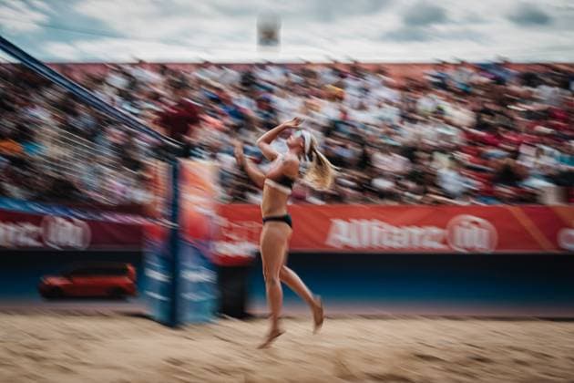 Beach volleyball women Allianz German Beach Tour 2025 Tourstop Düsseldorf 17 05 2025 Anna Behlen attacking Long exposure Düsseldorf Robert Lehr Ufer Nordrhein Westfalen Germany