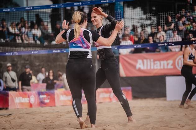 Beach volleyball women Allianz German Beach Tour 2025 Tourstop Düsseldorf 17 05 2025 f l Sandra Ferger and Sarah Schneider Düsseldorf Robert Lehr Ufer Nordrhein Westfalen Germany