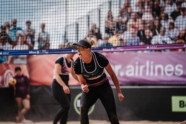Beach volleyball women Allianz German Beach Tour 2025 Tourstop Düsseldorf 17 05 2025 Chenoa Christ cheers Düsseldorf Robert Lehr Ufer Nordrhein Westfalen Germany