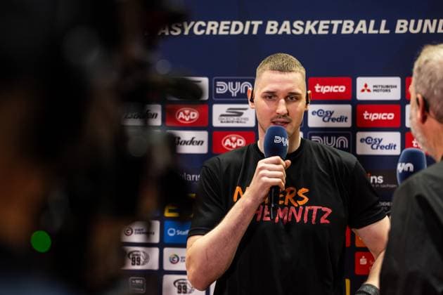 easyCredit Basketball Bundesliga, BBL, Season 2024 2025, Men 17 05 2025, Niners Chemnitz MLP Academics Heidelberg, Playoffs Quarterfinal Game 1 Jonas Richter Niners Chemnitz, No 7 at the interview Copyright Alexander Trienitz