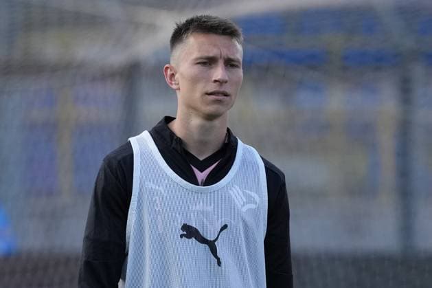 Juve Stabia v Palermo - Serie B: Play-off Kristoffer Lund of Palermo during the Serie B Play-off match between SS Juve Stabia and Palermo FC at Stadio Romeo Menti Castellammare Di Stabia Italy on 17 May 2025. Castellammare Di Stabia Castellammare Di Stabia Italy  Copyright: xFrancoxRomanox originalFilename:romano-juvestab250517_npdDH.jpg