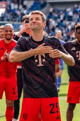 17 05 2025, TSG 1899 Hoffenheim vs FC Bayern München, 1 Bundesliga, 34 Matchday Thomas Müller FC Bayern Muenchen, 25 happy happy happy laughing happy Important note According to the regulations of the DFL German Football League or the DFB German Football Association, it is prohibited to use photographs taken in the stadium and or of the game in the form of sequential images and or video-like photo series Copyright: xBahhoxKarax