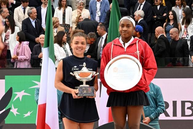 BNL International of Italy Italian Tennis Internationals BNL, women s singles. In the photo: Jasmine Paolini wins the match. Pictured with her challenger Coco Gauff. Rome, Italy 17 May 2025, Credit:Maria Laura Antonelli Avalon Italy, Rome  Copyright: xMariaxLauraxAntonellix xAvalonx 0819419164st