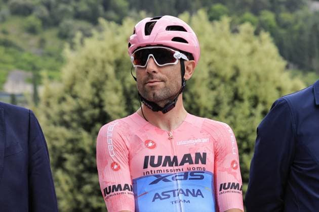 CICLISMO - Giro d Italia - Stage 9 - Gubbio-Siena ULISSI DiegoXDS Astana Team, during the Preesentation Team, during the Giro d Italia 2025, Tour of Italy, Stage 9, Gubbio - Siena (181 Km) on 18 May 2025 in Siena, Italy - during Stage 9 - Gubbio-Siena, Giro d Italia race in Siena, Italy, May 18 2025 Siena Italy  Copyright: xIPAxSport ABACAx