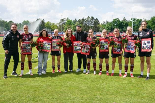 27 04 2025 Soccer Season 2024 2025 2 Womens Soccer Bundesliga 26 Matchday 1 FC Nürnberg FCN Club Clubfrauen FC Bayern München II FCB Sportfoto Zink ChPr xdcxcpx Thomas Oostendorp Coach 1 FC Nürnberg FCN , Medina Desic 10, 1 FC Nürnberg FCN , Ilayda Icier 21, 1 FC Nürnberg FCN , Anny Kerim Lindland 19, 1 FC Nürnberg FCN , Madeleine Steck 28, 1 FC Nürnberg FCN , Osman Cankaya Sports Director 1 FC Nürnberg FCN , Rebekka Salfelder 15, 1 FC Nürnberg FCN , Livia Brunmair 8, 1 FC Nürnberg FCN , Lara Felix 13, 1 FC Nürnberg FCN , Anne Führlein Fuehrlein 16, 1 FC Nürnberg FCN , Laura Schmidt Physio 1 FC Nürnberg FCN