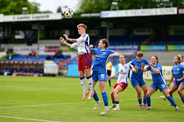 Soccer I Women I Season 2024 2025 I 2 Bundesliga I 26 Matchday I SV Meppen Hamburger SV I 18 05 2025 Jobina Verena Lahr 31, Hamburger SV Nina Kossen 10, SV Meppen 1912 e V Meppen Hänsch Arena Lower Saxony Germany Copyright: xLobeca FelixxSchlikisx