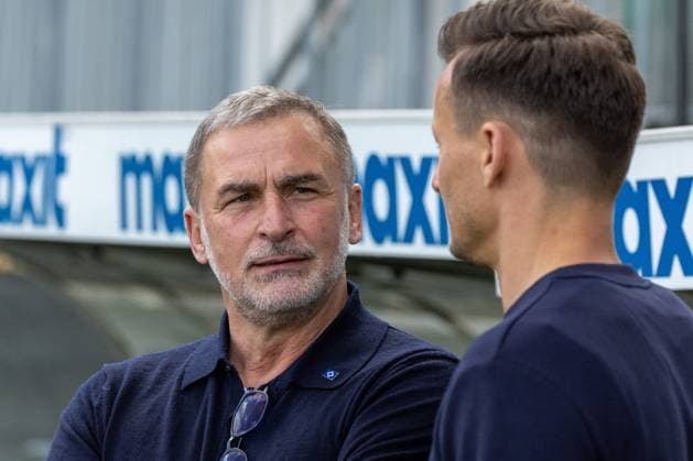 left to right Board member Stefan Kuntz Hamburger SV and sports director Claus Costa Hamburger SV , Spvgg Greuther Fuerth vs Hamburger SV Football, 2 Bundesliga, DFL, Season 2024 2025, Second round, 34 Matchday, 18 05 2025 DFB regulations prohibit any use of photographs as image sequences and or quasi video Copyright: xkolbert-press MartinxAgüerax