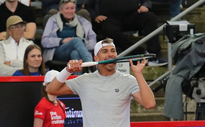 Bitpanda Hamburg Open, ATP Tournament 500, 2nd round of qualifying After losing a rally, Marko Topo Germany puts his racket in his mouth