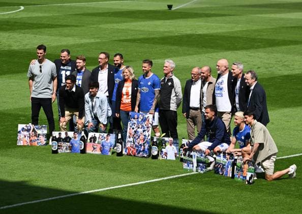 18 05 2025, xsltx, Soccer 2 Bundesliga, SV Darmstadt 98 Jahn Regensburg v l Big farewell party in Darmstadt for some players and staff members DFL DFB REGULATIONS PROHIBIT ANY USE OF PHOTOGRAPHS as IMAGE SEQUENCES and or QUASI VIDEO