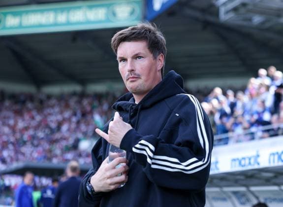 Head Coach Merlin Polzin Hamburger SV , Spvgg Greuther Fuerth vs Hamburger SV Football, 2 Bundesliga, DFL, Saison 2024 2025, Rueckrunde, 34 Spieltag, 18 05 2025 DFB regulations prohibit any use of photographs as image sequences and or quasi video Copyright: xkolbert-press MartinxAgüerax