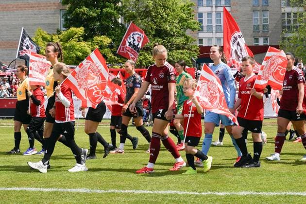 27 04 2025 Soccer Season 2024 2025 2 Women Soccer Bundesliga 26 Matchday 1 FC Nürnberg FCN Club Clubfrauen FC Bayern München II FCB Sportfoto Zink ChPr xdcxcpx