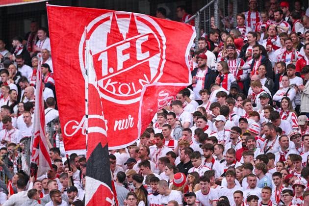18 05 2025, Football, 2 Bundesliga, 34 Matchday Season 2024 2025, 1 FC Köln 1 FC Kaiserslautern, Flag 1 FC Köln xRHR PHOTO TKx Copyright: RHR-FOTOx RHR-FOTO TK