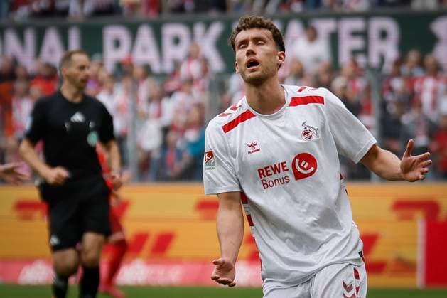 2 Soccer Bundesliga, 1 FC Köln 1 FC Kaiserslautern, 18 05 2025 Luca Waldschmidt 1 FC Köln, 9 is annoyed about a missed chance 34 Matchday of 2 Soccer Bundesliga, 2 Soccer Bundesliga, 1 FC Köln 1 FC Kaiserslautern on 18 05 2025 at RheinEnergie Stadion in Cologne THE DFL REGULATIONS PROHIBIT ANY USE OF PHOTOS AS IMAGE SEQUENCES AND OR QUASI VIDEO Copyright: xBEAUTIFULxSPORTS AxelxKohringx