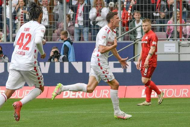Eric Martel Koeln 6 cheers after scoring 1 0 18 05 2025 Soccer 1 FC Koeln vs 1 FC Kaiserslautern, Rheinenergiestadion, Koeln, DFB DFL REGULATIONS PROHIBIT ANY USE OF PHOTOGRAPHS AS IMAGE SEQUENCES AND OR QUASI VIDEO Copyright: xpepphotox xHorstxMauelshagenx pep00321, pep_20250508_hm_32245