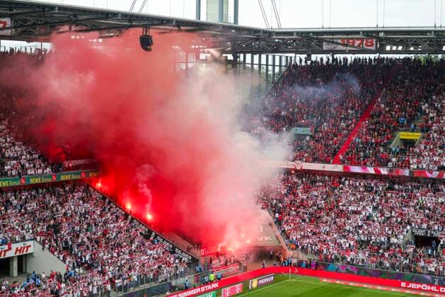 Soccer 2 Bundesliga, 1 FC Köln 1 FC Kaiserslautern, Matchday 34, RheinEnergieStadion Fans from Kaiserslautern burn pyrotechnics at the start of the match