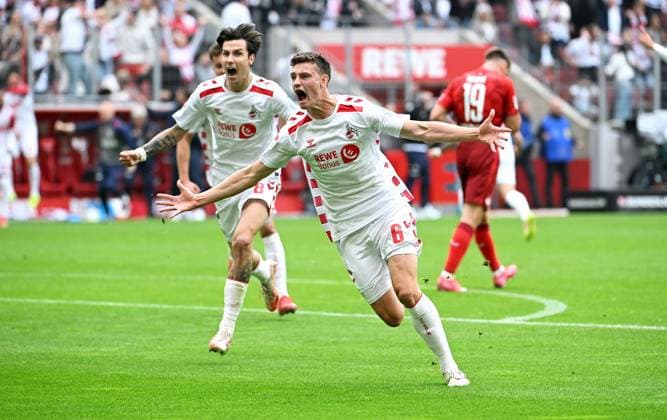 Soccer, Bundesliga, Germany, Men, Season 2024 2025, Matchday 34, Rhein Energie Stadion Köln, 1 FC Köln FC Kaiserslautern Cheers Eric Martel KOE after his goal for 1 0 Cheers, joy, action