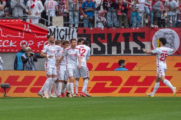 Celebration of 1 FC Koeln to 1 0 by Eric Martel 1 FC Koeln, 06 1 FC Koeln vs 1 FC Kaiserslautern, Football, 2 Bundesliga, Matchday 34, Season 2024 2025, 18 05 2025 DFL REGULATIONS PROHIBIT ANY USE OF PHOTOGRAPHS AS IMAGE SEQUENCES AND OR QUASI VIDEO 1 FC Koeln vs 1 FC Kaiserslautern, Football, 2 Bundesliga, Matchday 34, Season 2024 2025, 18 05 2025 Koeln Copyright: xEibner-Pressefoto JustinxDerondex EP_JDU