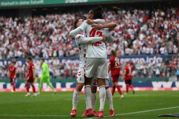 Luca Waldschmidt 1 FC Koeln celebrates after scoring his team s second goal with teammates during the 2 Bundesliga match between 1 FC Köln and 1 FC Kaiserslautern at RheinEnergieStadion on May 18, 2025 in Cologne, Germany, Germany Photo by Oliver Kaelke DeFodi Images Luca Waldschmidt 1 FC Koeln celebrates after scoring his team s second goal with teammates during the 2 Bundesliga match between 1 FC Köln and 1 FC Kaiserslautern at RheinEnergieStadion on May 18, 2025 in Cologne, Germany Photo by Oliver Kaelke DeFodi Images DFB DFL REGULATIONS PROHIBIT ANY USE OF PHOTOGRAPHS AS IMAGE SEQUENCES AND OR QUASI VIDEO Photo by Oliver Kaelke DeFodi Images