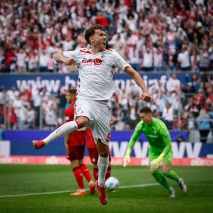 2 Soccer Bundesliga, 1 FC Köln 1 FC Kaiserslautern, 18 05 2025 Goal celebration Luca Waldschmidt 1 FC Köln, 9 scores for 2 0 34 Matchday of 2 Soccer Bundesliga, 2 Soccer Bundesliga, 1 FC Köln 1 FC Kaiserslautern on 18 05 2025 at RheinEnergie Stadion in Cologne THE DFL REGULATIONS PROHIBIT ANY USE OF PHOTOS AS IMAGE SEQUENCES AND OR QUASI VIDEO Copyright: xBEAUTIFULxSPORTS AxelxKohringx