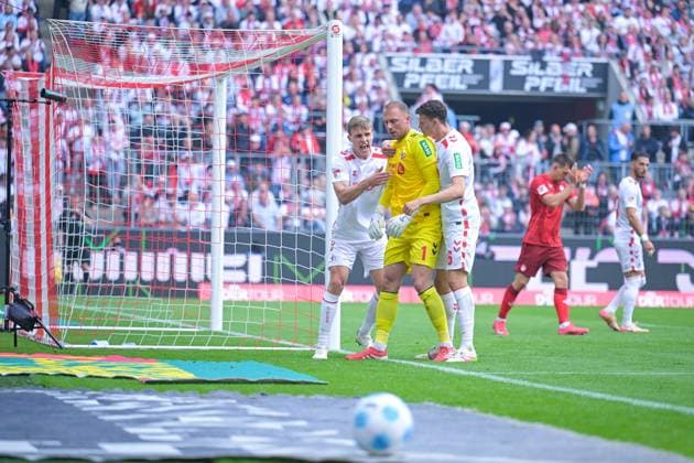 18 05 2025, Soccer, 2 Bundesliga, 34 Matchday Season 2024 2025, 1 FC Köln 1 FC Kaiserslautern, Timo Hübers 1 FC Köln , Goalkeeper Marvin Schwäbe 1 FC Köln , Eric Martel 1 FC Köln xRHR PHOTO TKx Copyright: RHR-FOTOx RHR-FOTO TK