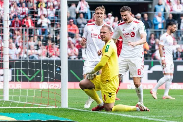 2 Soccer Bundesliga, 1 FC Köln 1 FC Kaiserslautern, 18 05 2025 Timo Hübers 1 FC Köln, 4 and Eric Martel 1 FC Köln, 6 cheer at Marvin Schwäbe 1 FC Köln, 1 after his save 2 Soccer Bundesliga, 1 FC Köln 1 FC Kaiserslautern, Cologne, RheinEnergiestadion on 18 05 2025 DFL REGULATIONS PROHIBIT ANY USE OF PHOTOGRAPHS AS IMAGE SEQUENCES AND OR QUASI VIDEO Copyright: xBEAUTIFULxSPORTS Wunderlx