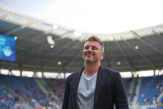 Lukas Kwasniok SC Paderborn 07, Head Coach , Karlsruher SC vs SC Paderborn 07, 2 Bundesliga, 34 Matchday, 2024 2025, 18 05 2025, DFL REGULATIONS PROHIBIT ANY USE OF PHOTOGRAPHS AS IMAGE SEQUENCES AND OR QUASI VIDEO, Karlsruher SC vs SC Paderborn 07, 2 Bundesliga, 34 Matchday, 2024 2025, 18 05 2025 Karlsruhe Copyright: xEibner-Pressefoto JanxPrihodax EP_JPA