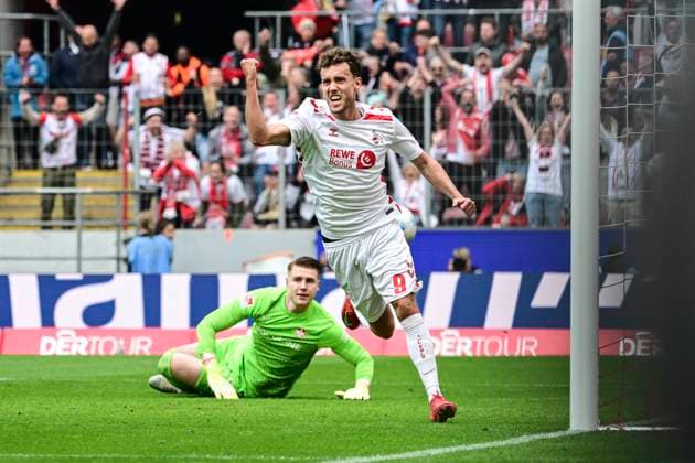 Goal celebration for 2 0 by Luca Waldschmidt Koeln 9 , 1 FC Koeln vs 1 FC Kaiserslautern, 2 Bundesliga, 34 Spieltag, 18 05 2025 DFB regulations prohibit any use of photographs as image sequences and or quasi video Koeln Nordrhein Westfalen Germany Copyright: xkolbert-press MarcxNiemeyerx