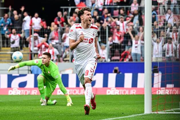 Goal celebration for 2 0 by Luca Waldschmidt Koeln 9 , 1 FC Koeln vs 1 FC Kaiserslautern, 2 Bundesliga, 34 Spieltag, 18 05 2025 DFB regulations prohibit any use of photographs as image sequences and or quasi video Koeln Nordrhein Westfalen Germany Copyright: xkolbert-press MarcxNiemeyerx