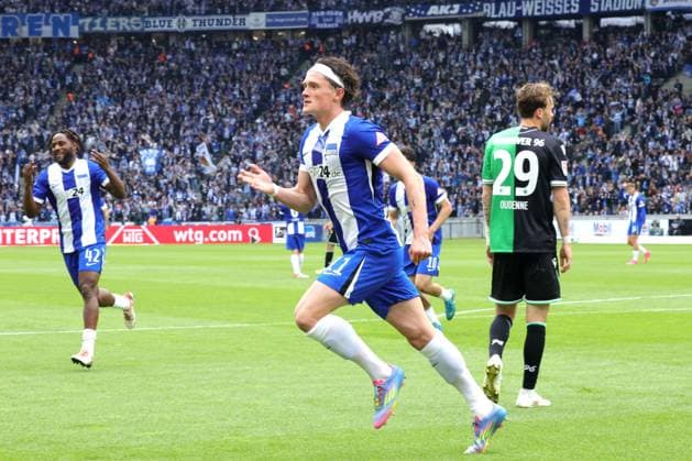 DEU, DFL, 2 FBL, Hertha BSC vs Hannover 96, 18 05 2025, Berliner Olympiastadion, Berlin, DEU, DFL, 2 FBL, Hertha BSC vs Hannover 96, im Bild 1 1 durch Fabian Reese Hertha BSC Berlin 11 DFL regulations prohibit any use of Photographs as image sequences and or quasi video nordphotoxGmbHx xEngler nph00076